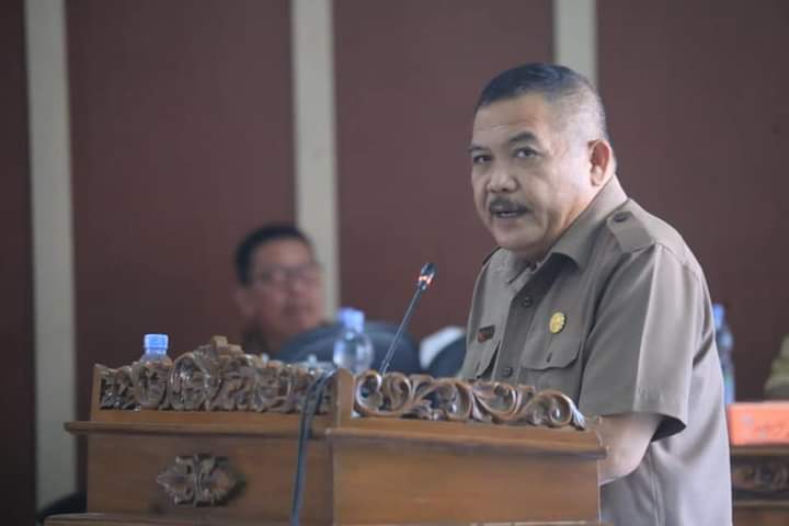 Plh Bupati Labuhanbatu Ikuti Rapat Paripurna DPRD 