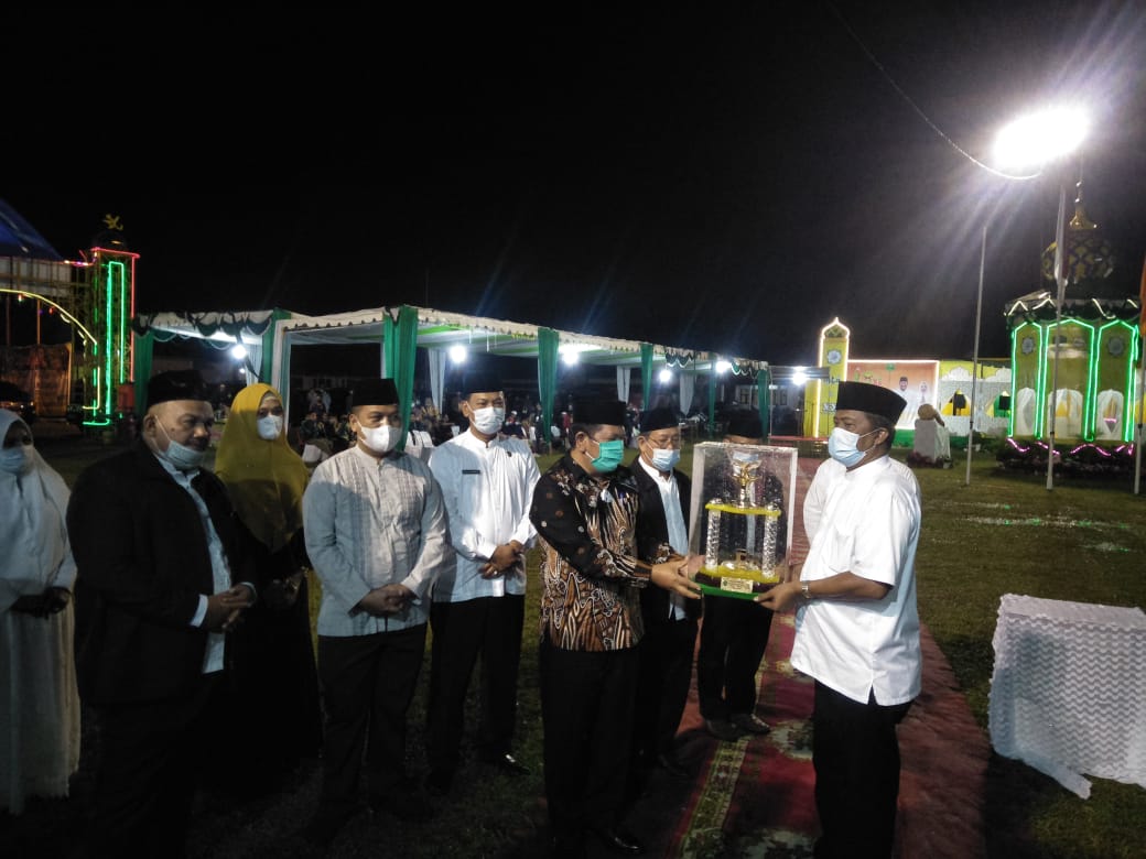 MTQ XX Kecamatan Padangsidimpuan Utara Sabet Juara Umum