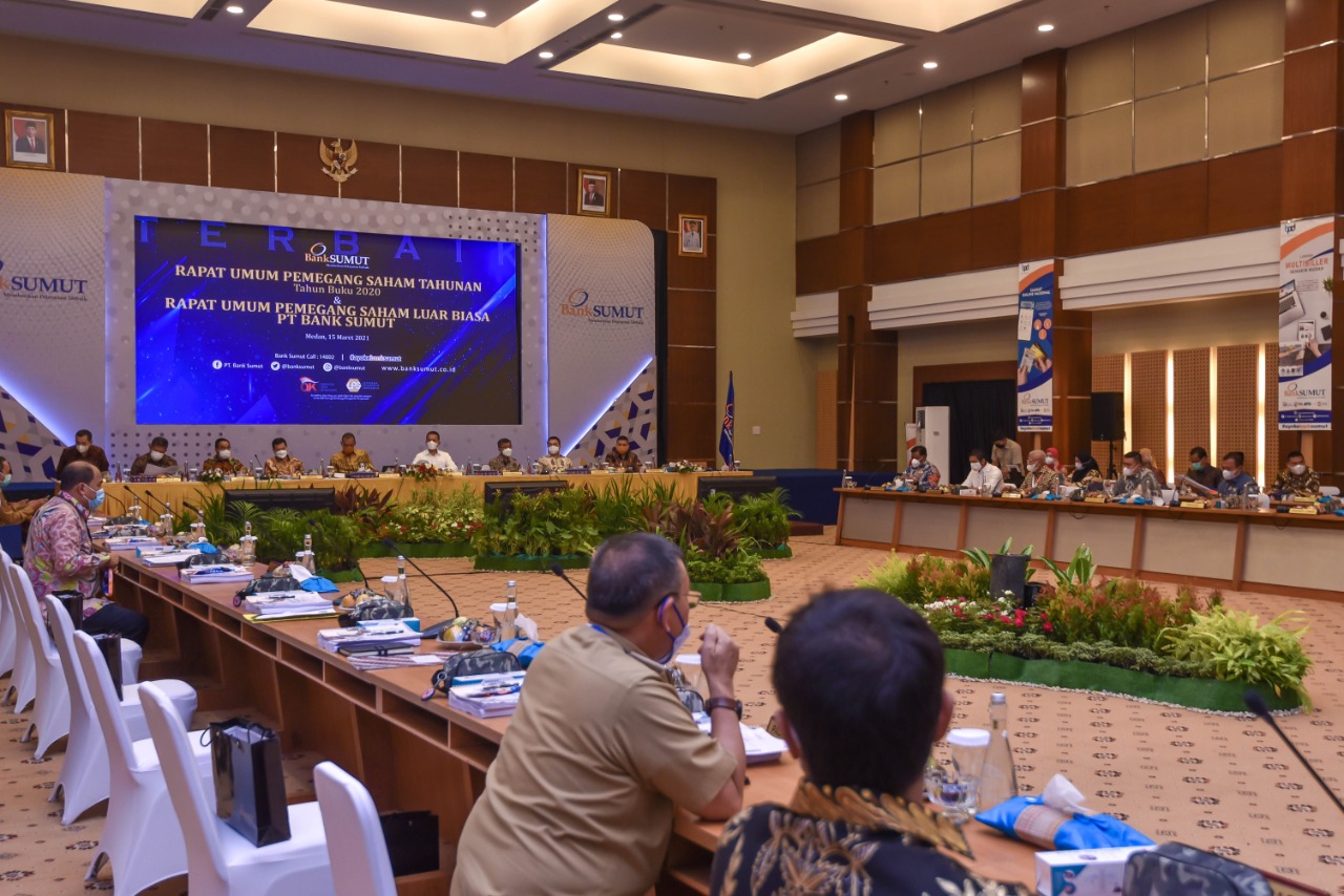 Wakil Walikota Padangsidimpuan Hadiri RUPS Bank Sumut