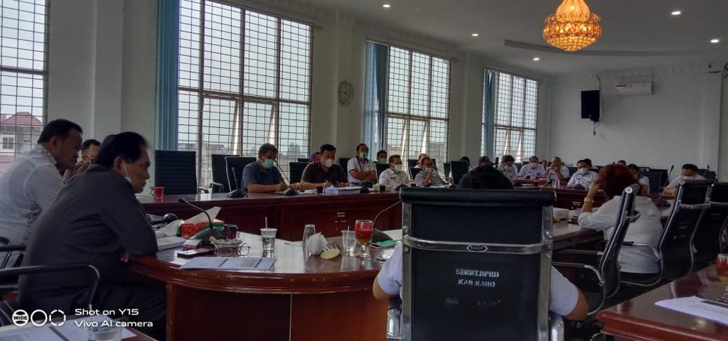 Dibahas DPRD Karo Pengutipan di Dua Desa Dihentikan