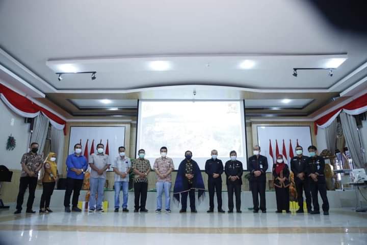 Sekda Pakpak Bharat Sambut Kedatangan Rombongan Dari Daerah Hortikultura