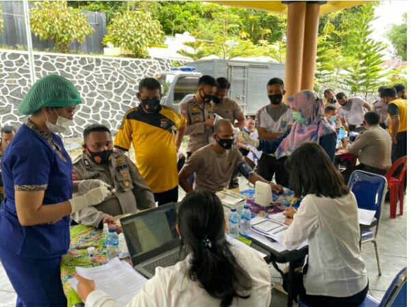 87 Personel Polres Pakpak Bharat dapatkan Vaksinasi ke-2
