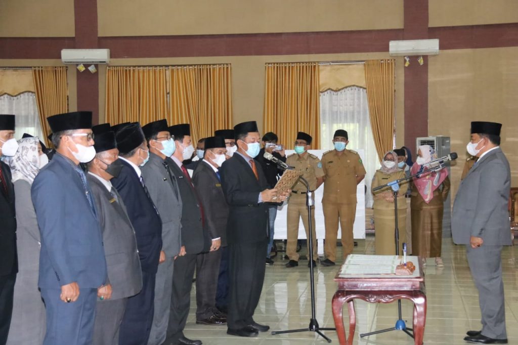 Lakukan Penyegaran Walikota Bengkulu Lantik 94 Pejabat Struktural
