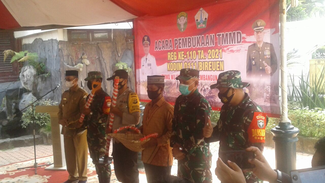 Pembukaan TMMD 110 Kodim 0111/Bireuen Berlangsung Sukses