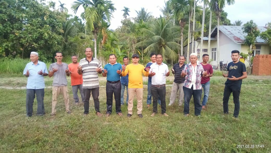 Kader PKS Bireuen Bantu Pembangunan Balai Pengajian
