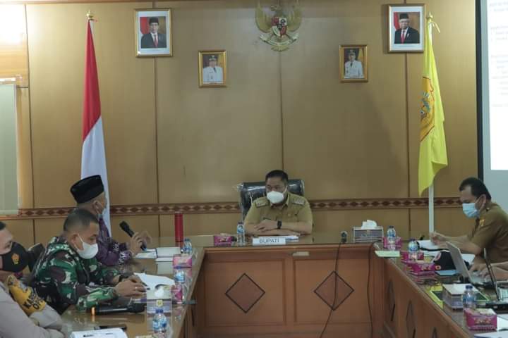 Tekan Penyebaran Covid-19 Bupati Pimpin Raker PPKM Dairi