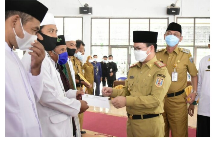 Pemkab Way Kanan dan Baznas Helat Zakat Bersama