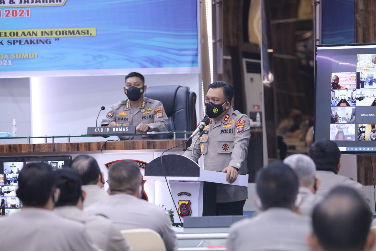 Buka Pelatihan Fungsi Humas Kapoldasu : Jadikan Media sebagai Mitra strategis