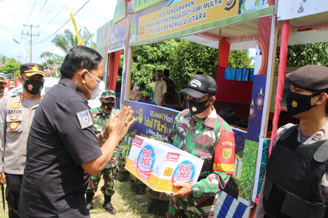 Bersama Dandim dan Kapolres, Bupati Bengkulu Utara Kunjungi Pos Pam