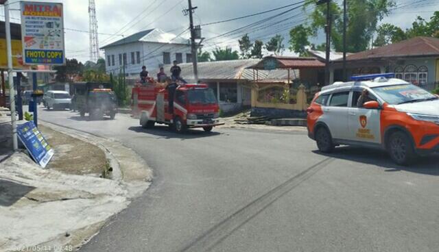 Pemkab Dairi Bersama Polres Lakukan Penyemprotan Desinfektan Di Kota Sidikalang