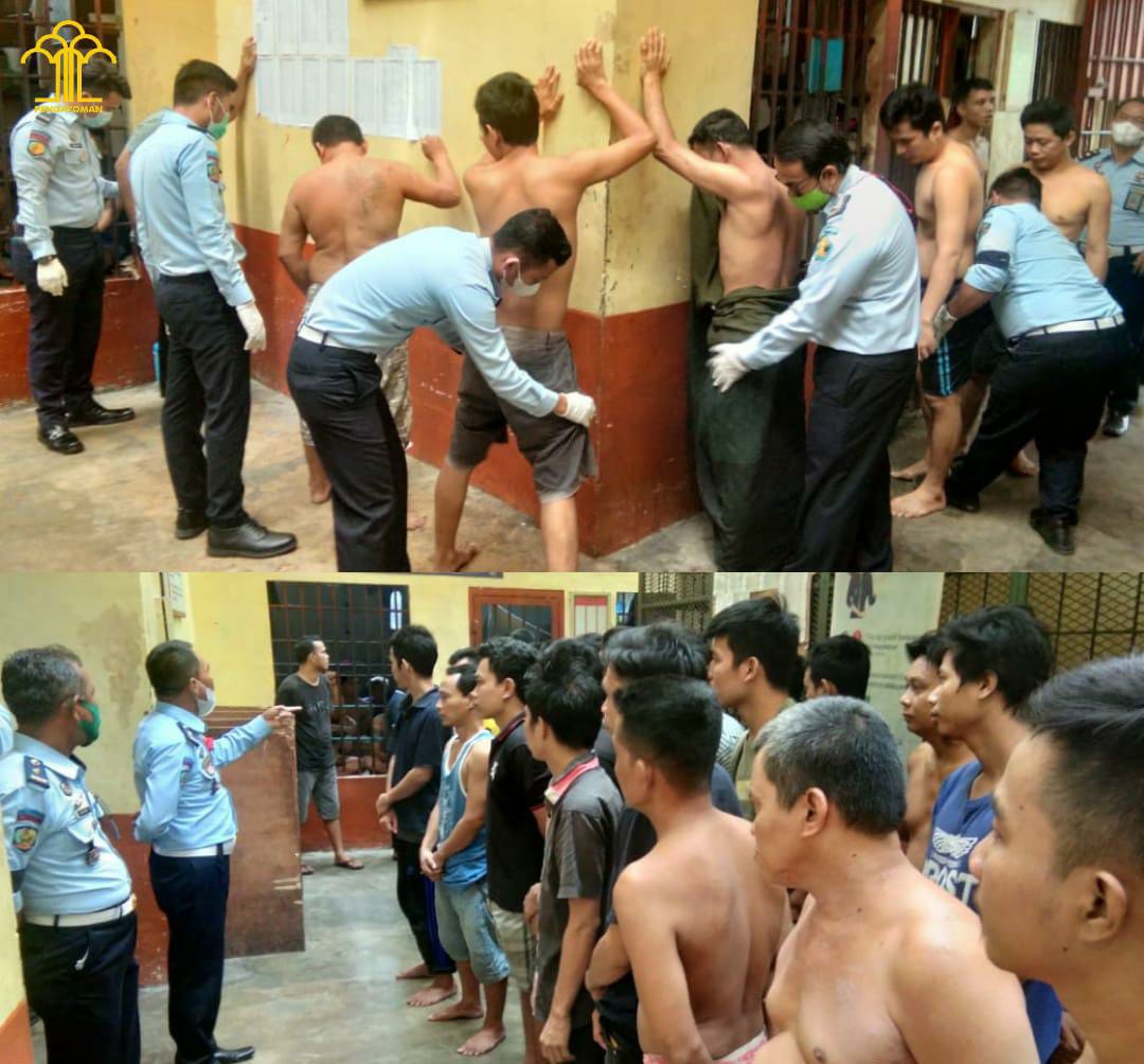 Lapas Kelas II Labuhan Ruku Geledah Hunian WBP Handphone Hingga Sajam Disita