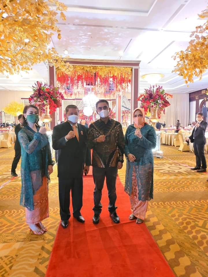 Wabup Karo Hadiri Pesta Pernikahan Putri Mantan Kapoldasu