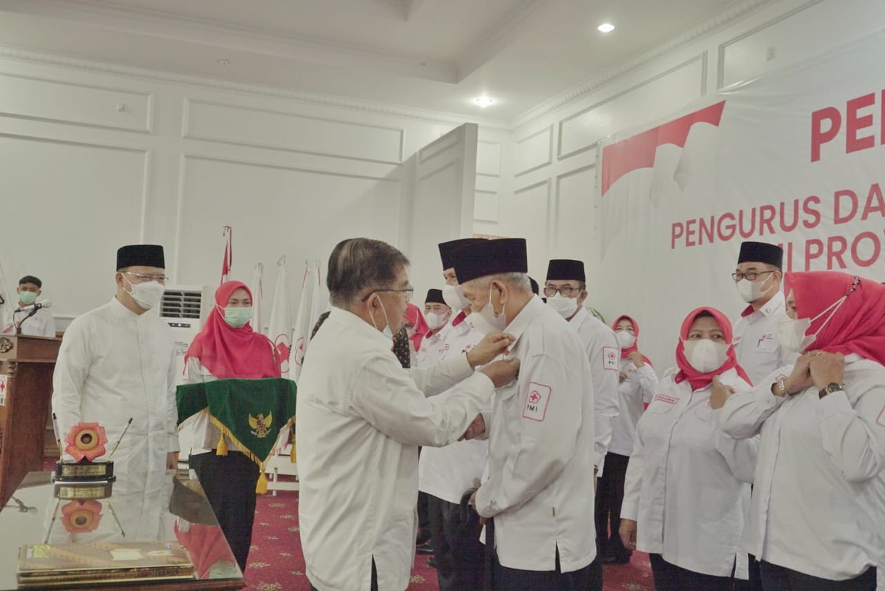 PMI Bengkulu Dilantik Ketum Jusuf Kalla Ini Harapan Gubernur Rohidin