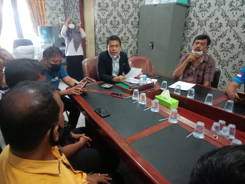 Kades Pematang Tengah Tak Hadir Azhar : Akan Dilakukan Jadwal RDP Ulang