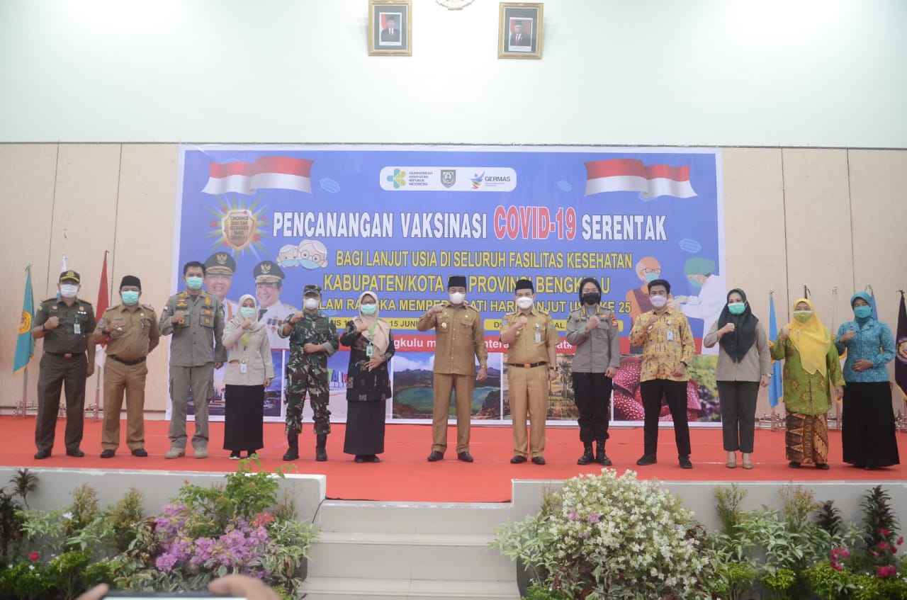 Vaksinasi Covid-19 Lansia Wagub Rosjonsyah Minta Keterlibatan Semua Pihak