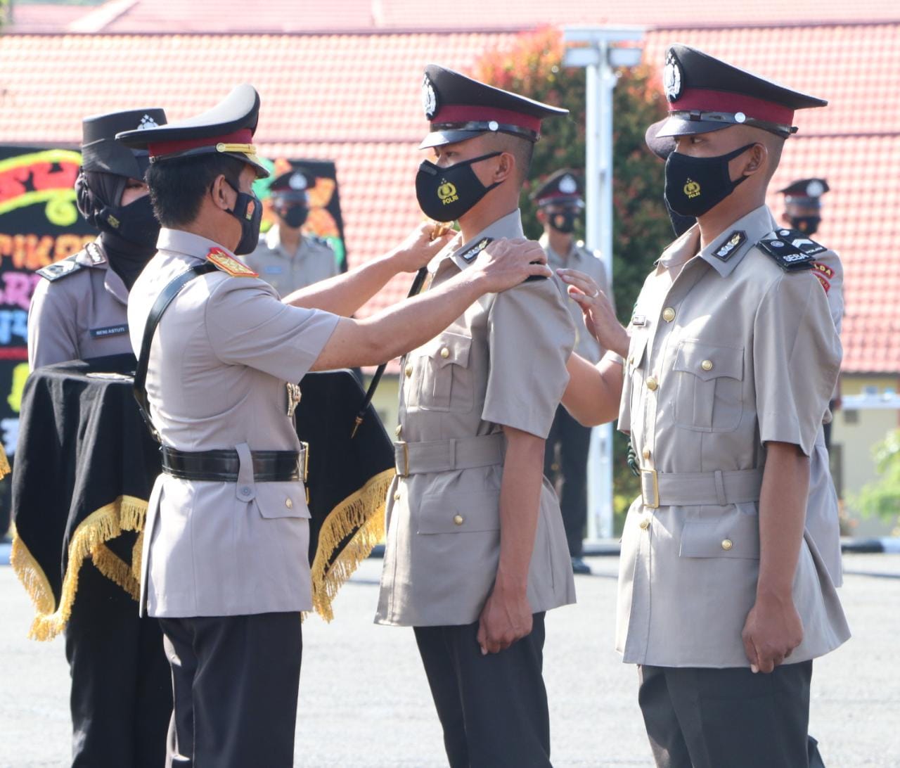 Asisten I Hadiri Upacara Penutupan Masa Diktuba Polda Bengkulu 2021