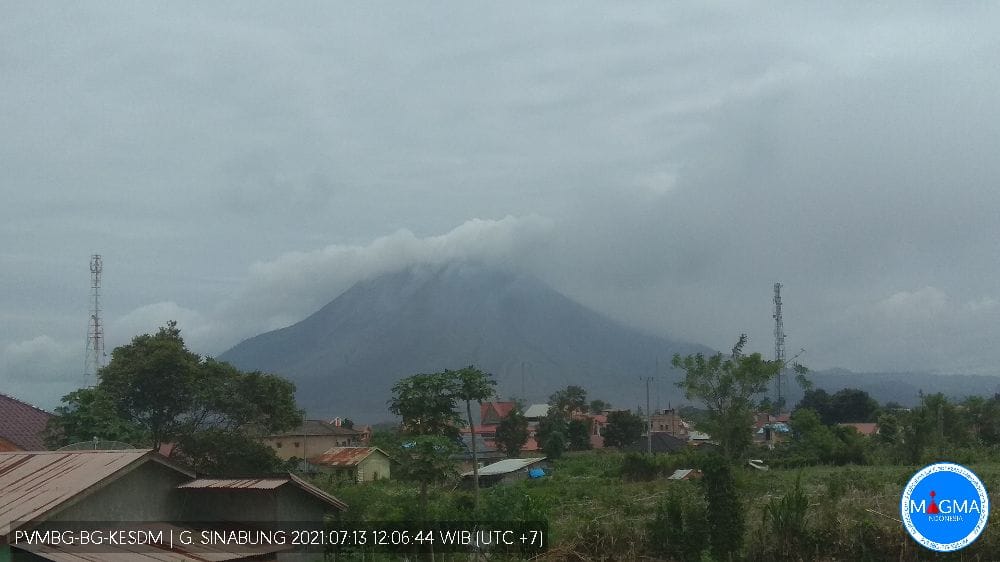 Gunung Sinabung Erupsi