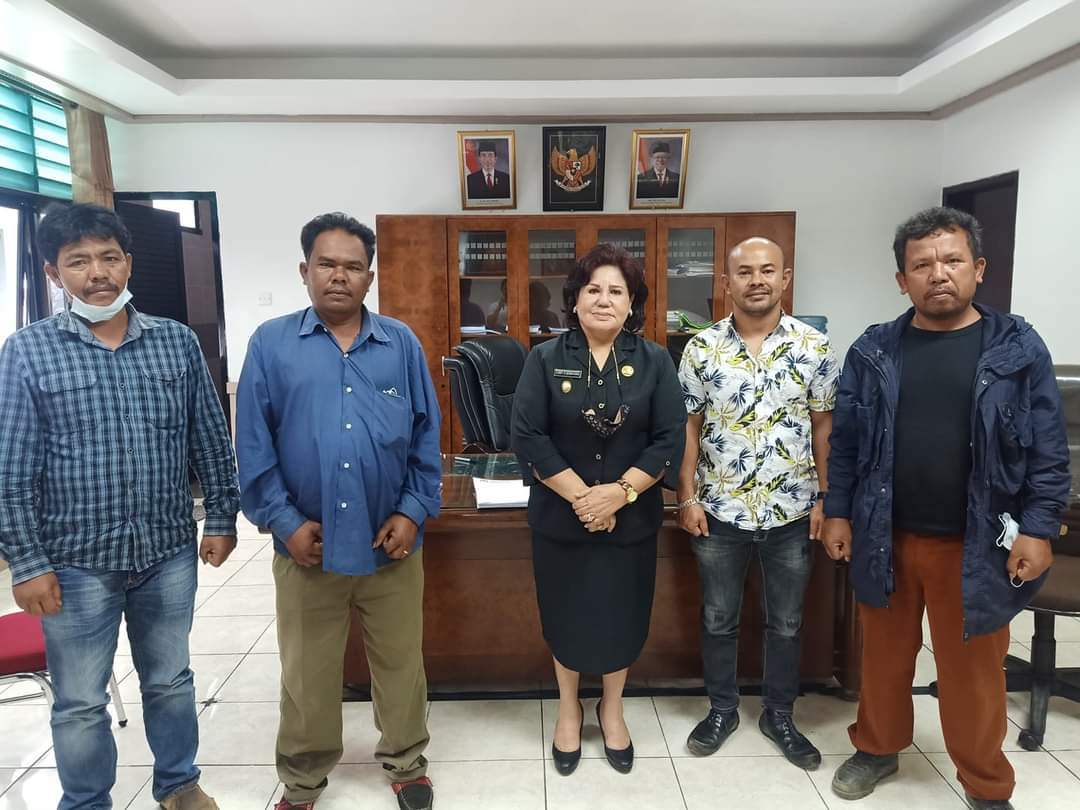 Bupati Karo Minta PT BUK Hentikan Kegiatan di Puncak 2000 Siosar