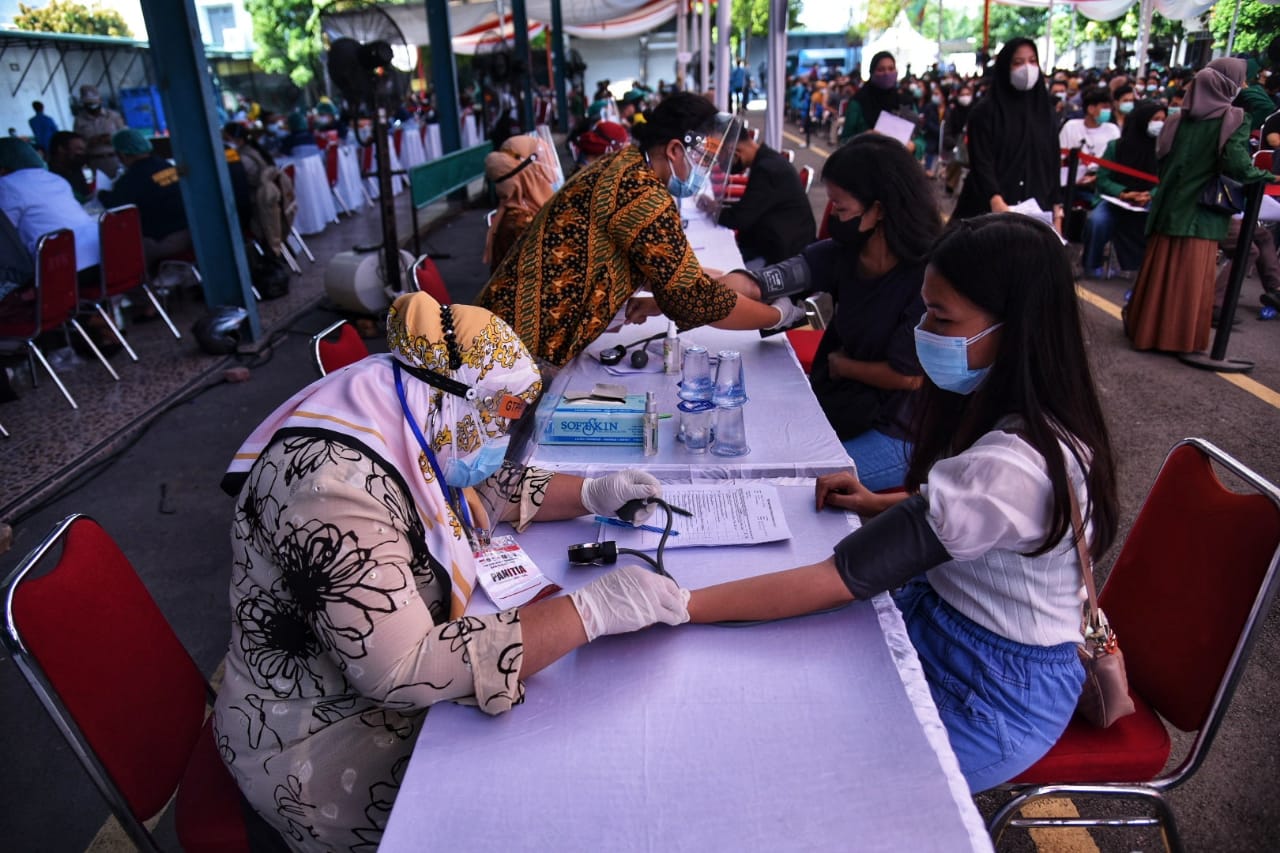 Mahasiswa Kolaborasi dengan Polri Dukung Gerakan Vaksinasi Nasional
