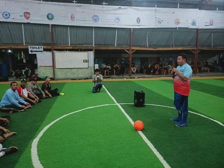 Elfi Haris Jalin Silaturahmi Bersama Pemuda dengan Berolahraga