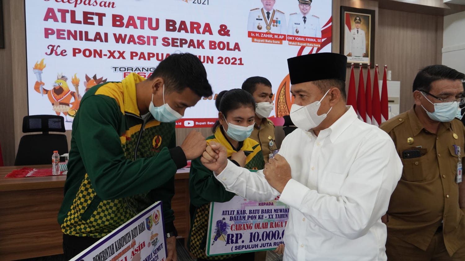 Bupati Batu Bara Lepas 4 Atlet dan 1 Penilai Wasit Ikuti PON Papua