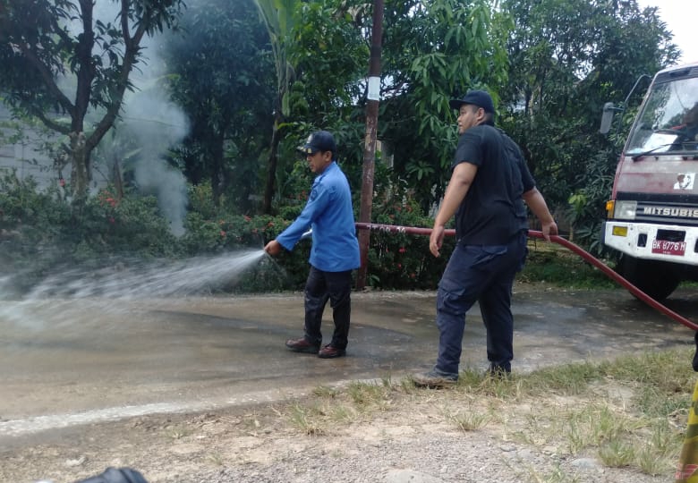 Damkar Beralih Fungsi Siram Debu Ini Kata Warga dan Kadis