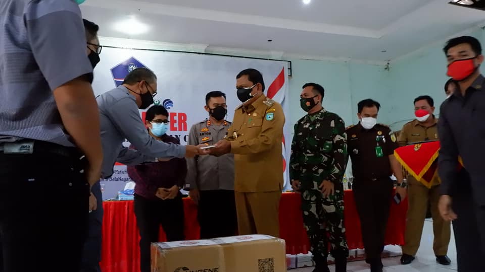 Pemkab Bengkulu Utara Terima Bantuan 9.000 Alat Tes Swab Antigen dan 255 Tabung Oksigen dari Forum TJSLP BU