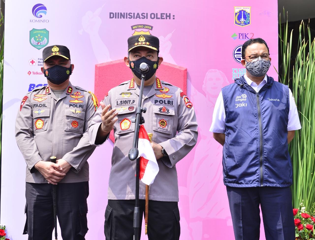 Launching Gerakan Vaksinasi Merdeka Kapolri Himbau Tetap Disiplin Prokes 