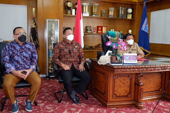 Bupati Ikuti Secara Virtual Launching MCP dan Rakorwasdnas 2021