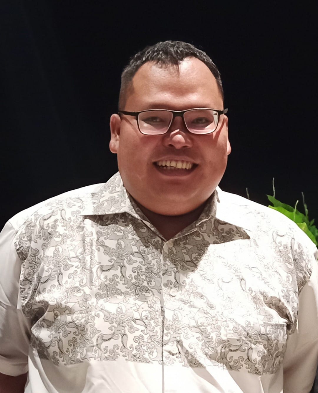 Penulis : Deno Andeska Marlandone