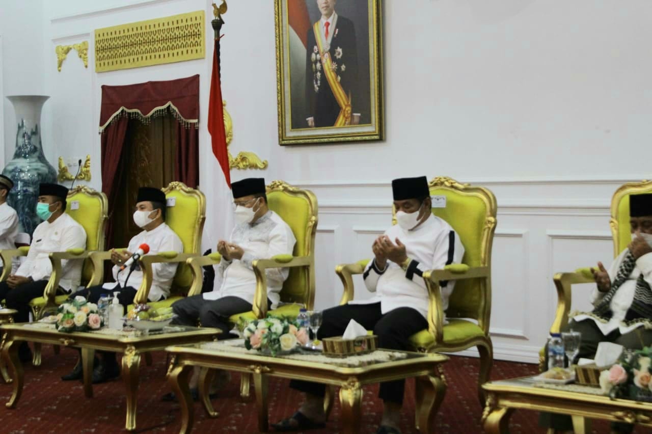 Gubernur Rohidin : Ikhtiar Melawan Covid-19 Kita Sempurnakan dengan Doa