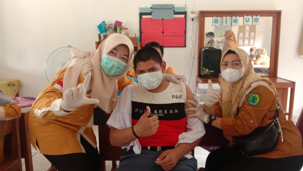 Pelajar SLB Sekayu Ikuti Vaksinasi Tahap Pertama