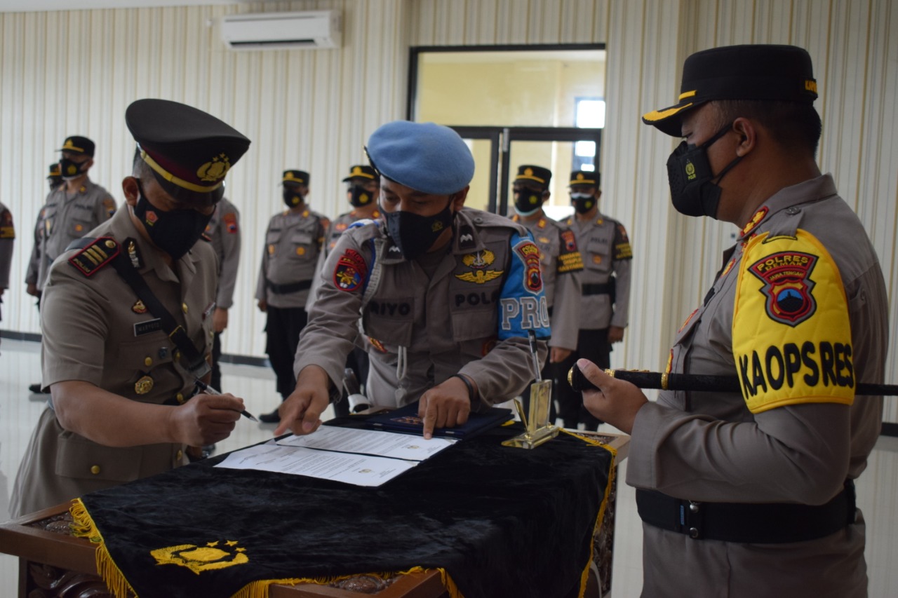 Kapolres Demak Minta Pejabat Baru Cepat Beradaptasi