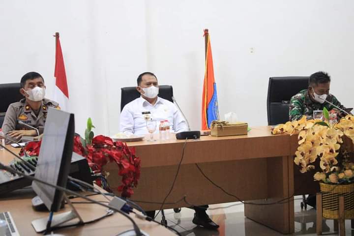 Bupati Labuhanbatu dan Forkopimda Ikuti Rapat Koordinasi Gugus Tugas Covid-19
