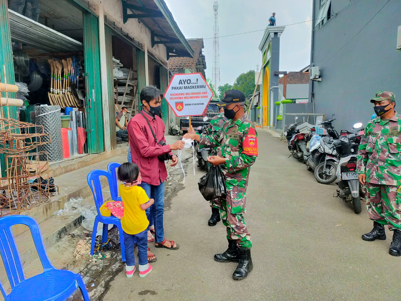 Koramil 06 Tersono Rutin Jalankan Patroli PPKM
