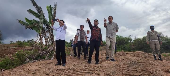 Wabup Karo Bersama Kadispora Sumut Tinjau Lahan Sport Center