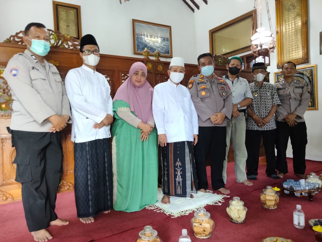 Silahturahmi Kapolsek Gemuh Sambangi Ulama dan Tokoh Masyarakat