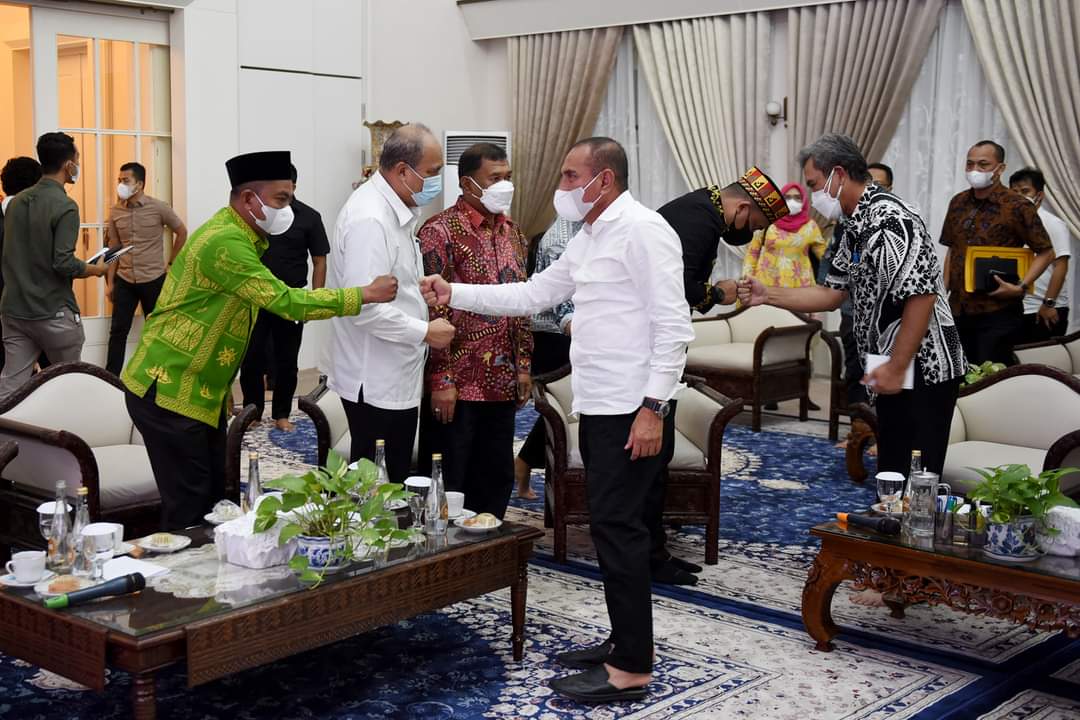 Atasi Banjir Gubsu Panggil Empat Kepala Daerah dan Libatkan KemenPUPR