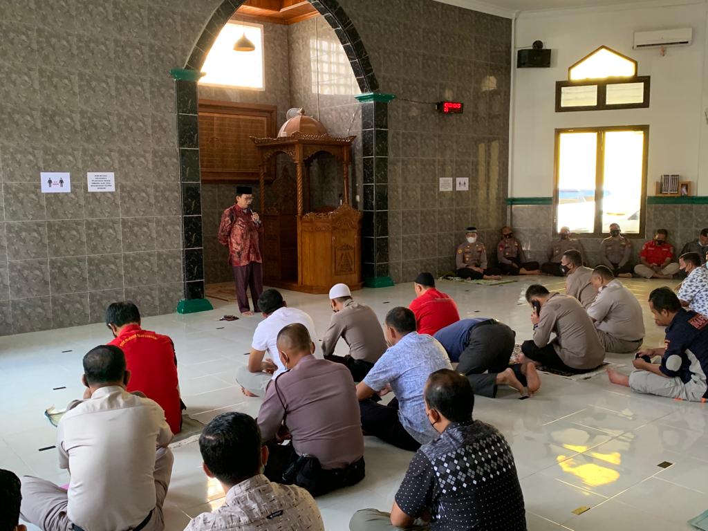 Peningkatan SDM Lewat Binrohral Kabid Humas Ingatkan Penerapan Prokes Sebuah Ikhtiar