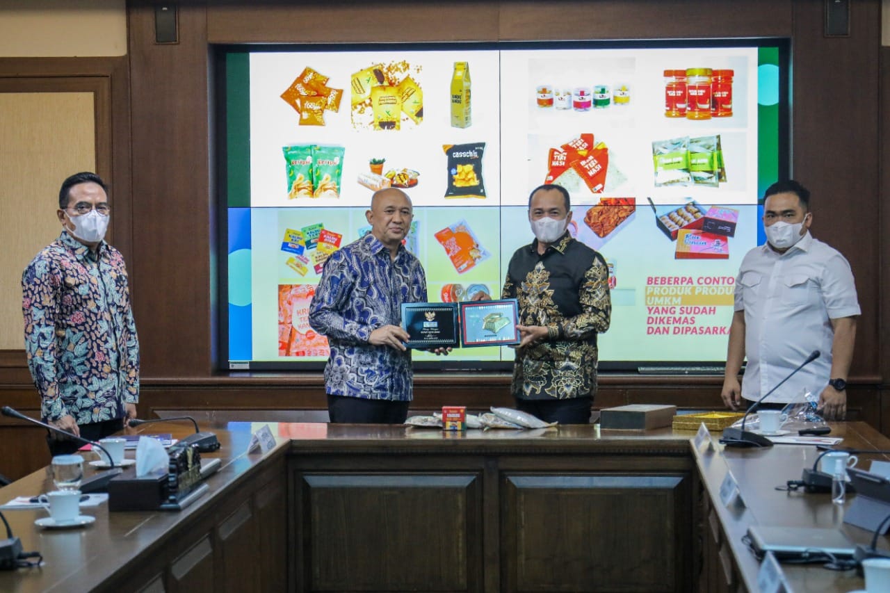 Peningkatan Ekonomi di Pademi Bupati Batubara Audiensi ke Kemenkop UKM