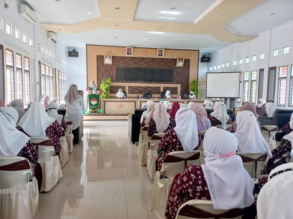 DWP Kabupaten Seluma Laksanakan Sosialisasi Komonikasi Efektif Orang Tua Pada  Remaja 