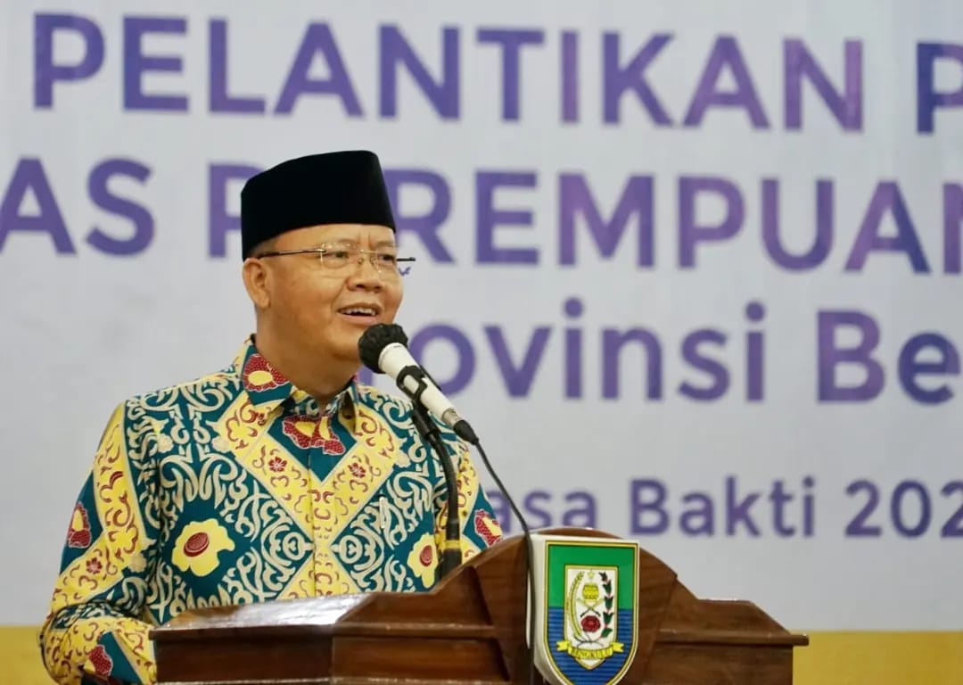 Gubernur Rohidin Lantik Komunitas Perempuan Peduli Bengkulu