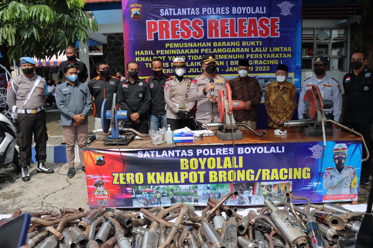 Ganggu Ketertiban Umum Polres Boyolali Berhasil Razia 300 knalpot Brong