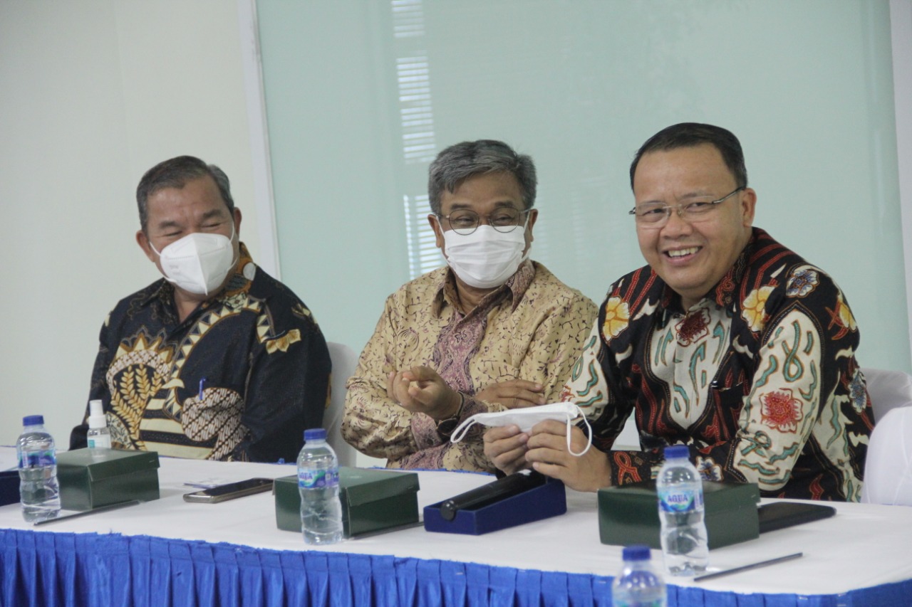 Gubernur Rohidin Tegas Tolak Hapus Tenaga Honorer