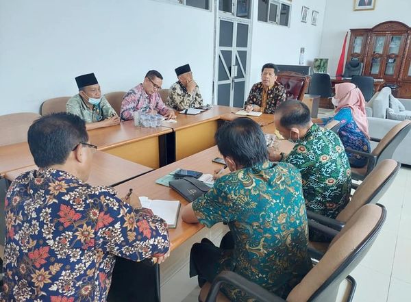 Rapat Koordinasi Persiapan Pelaksanaan Launching Gebyar Vaksinasi COVID-19 Ke-3 (Booster) 