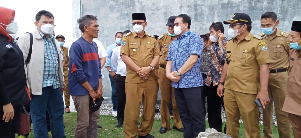 Kunjungan Kementrian  Kelautan Dan Perikanan Ri Ke Kampung Nelayan Desa Sekunyit