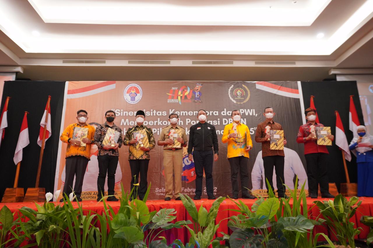 Rohidin Masuk 7 Jajaran Gubernur Peraih Penghargaan Inisiator Olahraga
