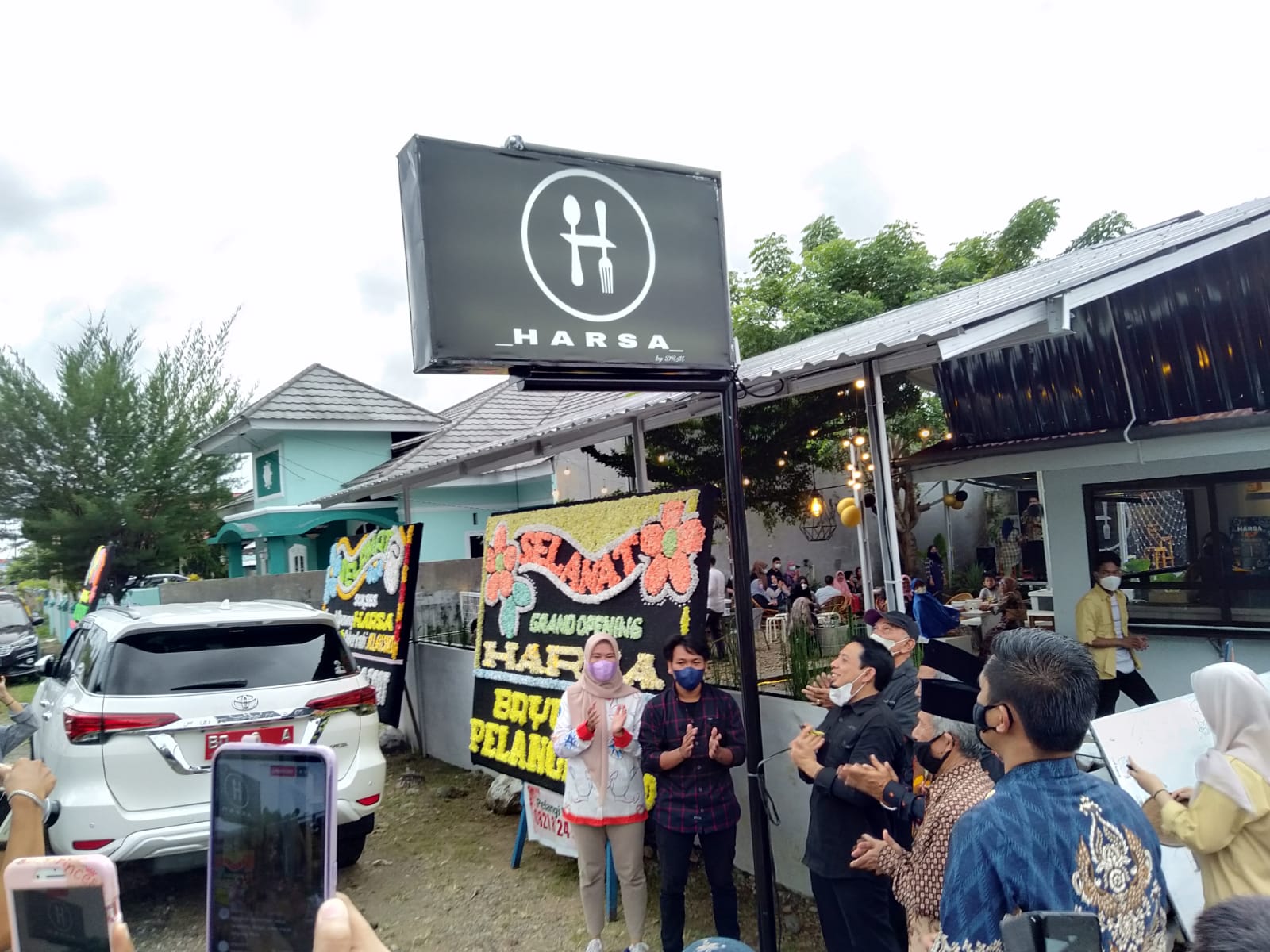 Resmikan Cafe Harsa Dedi Beri Motivasi Untuk Anak Muda Bengkulu