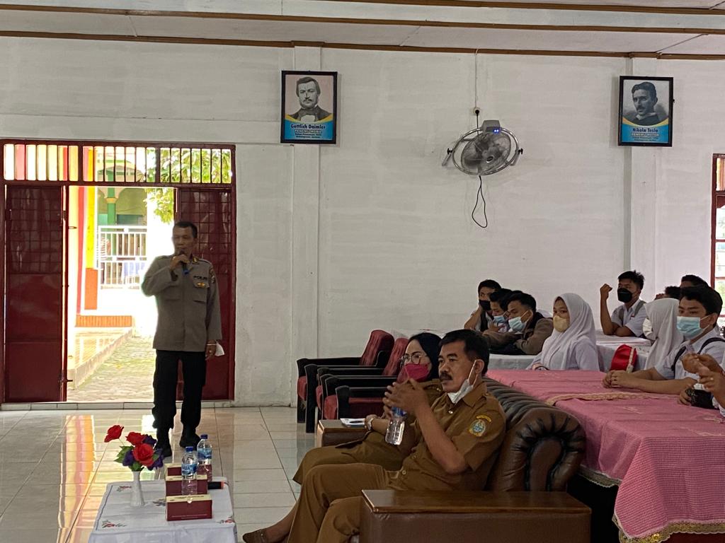 Polresta Deli Serdang Sosialisasi Penerimaan Polri Ke SMAN 1 Tanjung Morawa