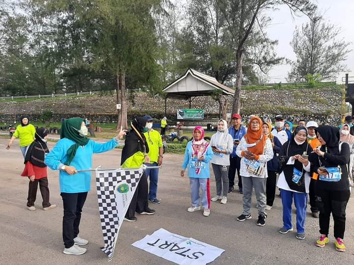 Plt Kadinkes Pantau Kegiatan Pemeriksaan Kebugaran Jasmani